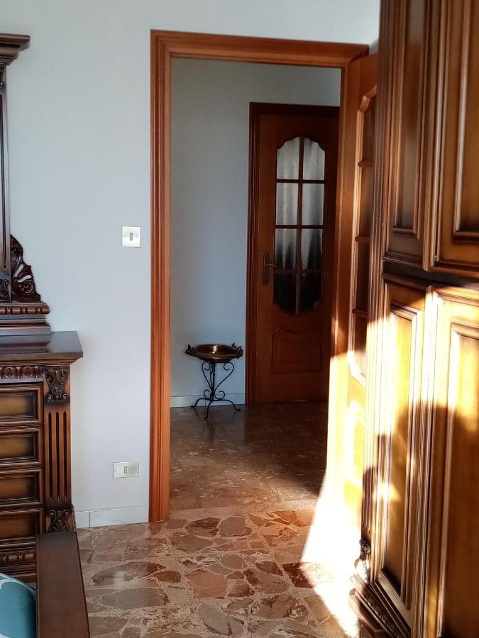 Bruno Turin Apartment Near The Metro Коленьо Екстериор снимка