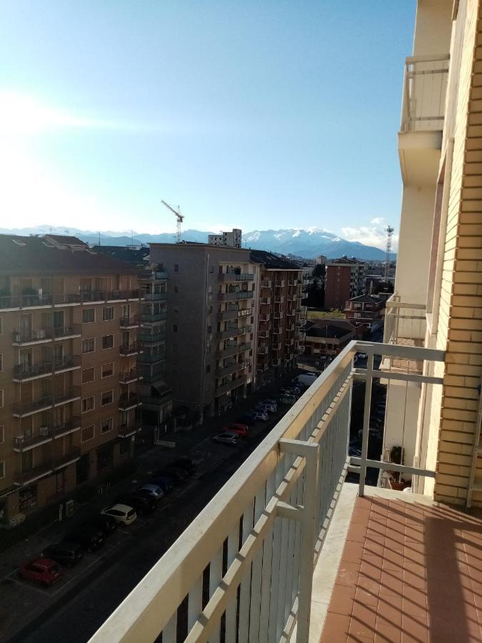 Bruno Turin Apartment Near The Metro Коленьо Екстериор снимка