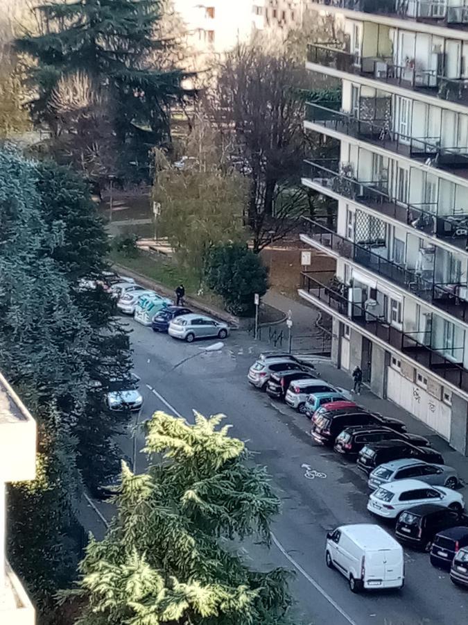 Bruno Turin Apartment Near The Metro Коленьо Екстериор снимка