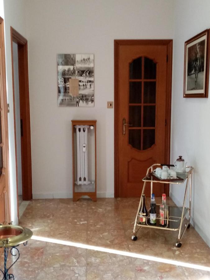 Bruno Turin Apartment Near The Metro Коленьо Екстериор снимка